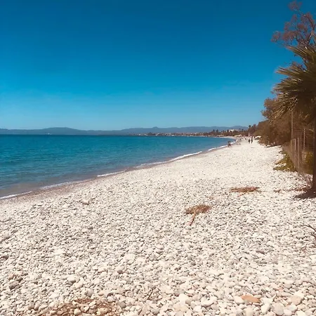 Barreira Beachfront Rooms 7 Kalamata Exterior photo