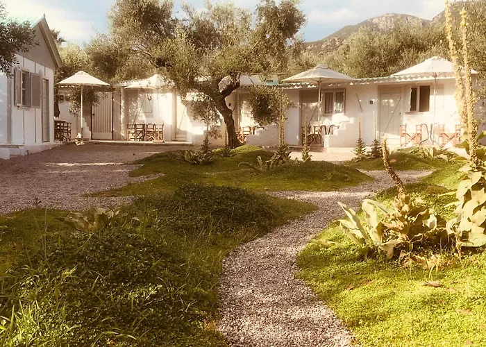 Barreira Beachfront Rooms 7